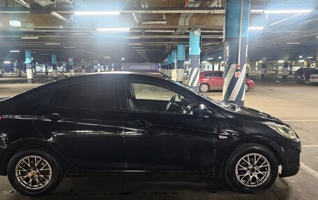 Hyundai Solaris II рестайлинг, 2013 год, 500 000 рублей, 3 фотография