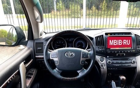 Toyota Land Cruiser 200, 2011 год, 3 429 000 рублей, 11 фотография