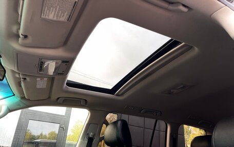 Toyota Land Cruiser 200, 2011 год, 3 429 000 рублей, 32 фотография