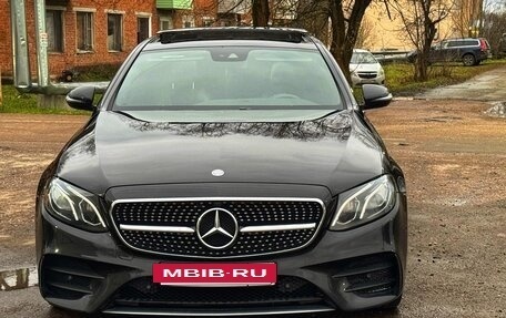 Mercedes-Benz E-Класс, 2016 год, 2 950 000 рублей, 2 фотография