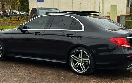 Mercedes-Benz E-Класс, 2016 год, 2 950 000 рублей, 7 фотография