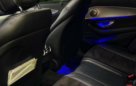 Mercedes-Benz E-Класс, 2016 год, 2 950 000 рублей, 25 фотография