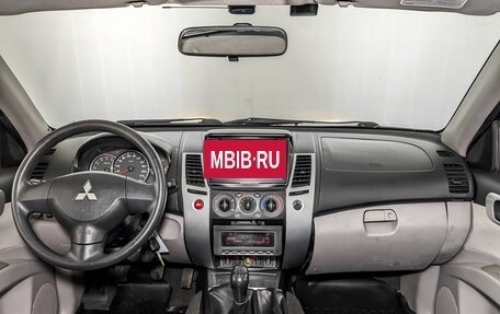 Mitsubishi Pajero Sport II рестайлинг, 2012 год, 1 490 000 рублей, 14 фотография