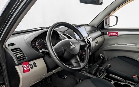 Mitsubishi Pajero Sport II рестайлинг, 2012 год, 1 490 000 рублей, 16 фотография