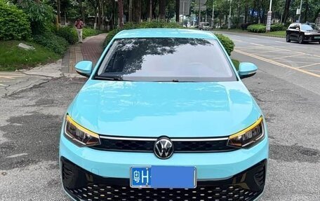 Volkswagen Lavida, 2024 год, 1 700 000 рублей, 2 фотография