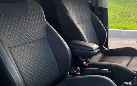 Skoda Rapid I, 2017 год, 2 000 000 рублей, 7 фотография