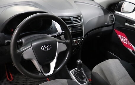 Hyundai Solaris II рестайлинг, 2012 год, 537 000 рублей, 7 фотография