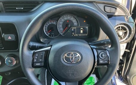 Toyota Vitz, 2020 год, 825 000 рублей, 7 фотография