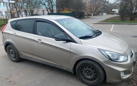 Hyundai Solaris II рестайлинг, 2011 год, 470 000 рублей, 4 фотография
