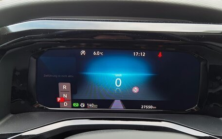 Volkswagen Multivan, 2022 год, 6 600 000 рублей, 17 фотография