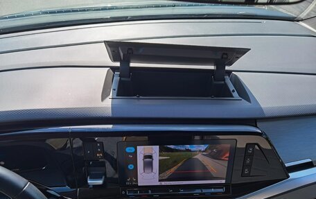 Volkswagen Multivan, 2022 год, 6 600 000 рублей, 21 фотография