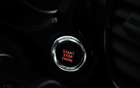 Mitsubishi Outlander III рестайлинг 3, 2019 год, 1 999 000 рублей, 14 фотография