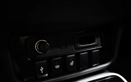 Mitsubishi Outlander III рестайлинг 3, 2019 год, 1 999 000 рублей, 19 фотография