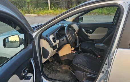 Renault Logan II, 2016 год, 760 000 рублей, 8 фотография