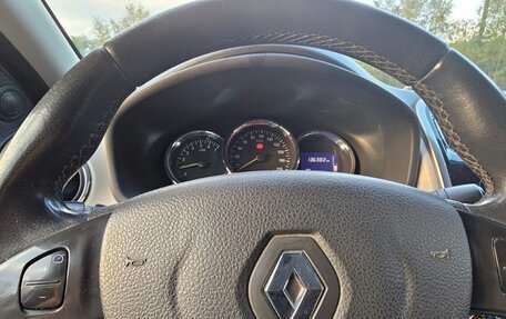 Renault Logan II, 2016 год, 760 000 рублей, 11 фотография