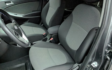 Hyundai Solaris II рестайлинг, 2013 год, 995 000 рублей, 20 фотография