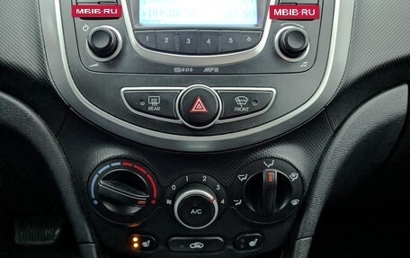 Hyundai Solaris II рестайлинг, 2013 год, 995 000 рублей, 21 фотография