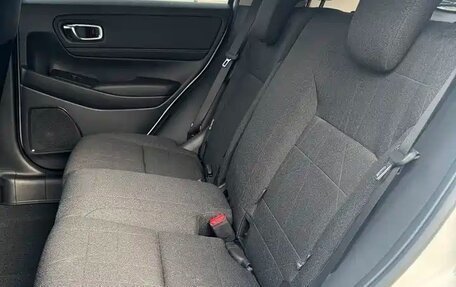 Honda Vezel, 2022 год, 1 700 000 рублей, 9 фотография