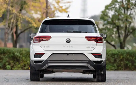 Volkswagen T-Roc I, 2021 год, 1 650 213 рублей, 3 фотография