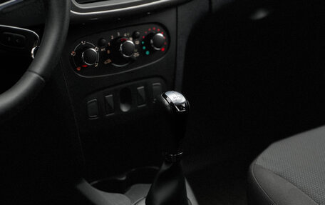 Renault Logan II, 2020 год, 1 139 000 рублей, 20 фотография