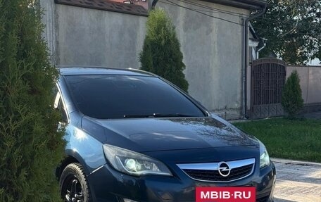 Opel Astra J, 2011 год, 650 000 рублей, 3 фотография