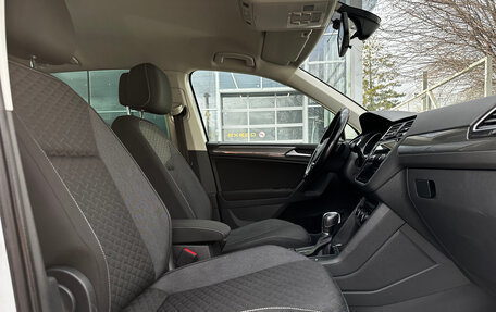 Volkswagen Tiguan II, 2018 год, 2 099 000 рублей, 6 фотография