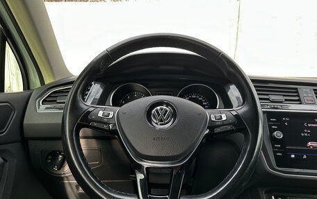 Volkswagen Tiguan II, 2018 год, 2 099 000 рублей, 10 фотография