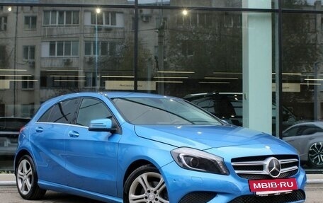 Mercedes-Benz A-Класс, 2013 год, 1 180 000 рублей, 3 фотография