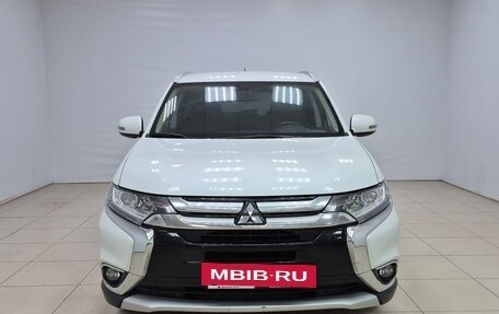 Mitsubishi Outlander III рестайлинг 3, 2016 год, 1 740 000 рублей, 2 фотография