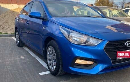 Hyundai Solaris II рестайлинг, 2017 год, 1 130 000 рублей, 1 фотография