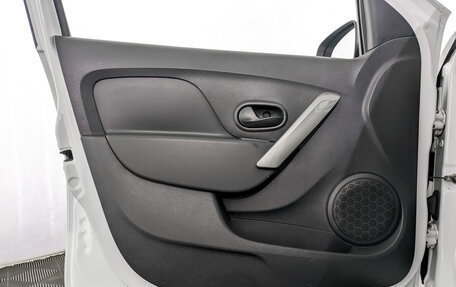 Renault Sandero II рестайлинг, 2020 год, 1 250 000 рублей, 19 фотография