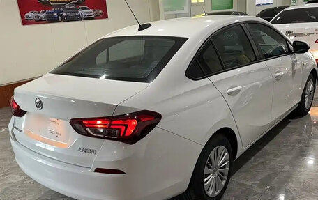 Buick Excelle III, 2021 год, 1 185 000 рублей, 12 фотография