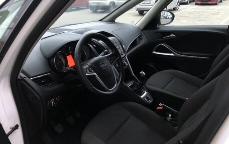 Opel Zafira C рестайлинг, 2015 год, 1 190 000 рублей, 9 фотография