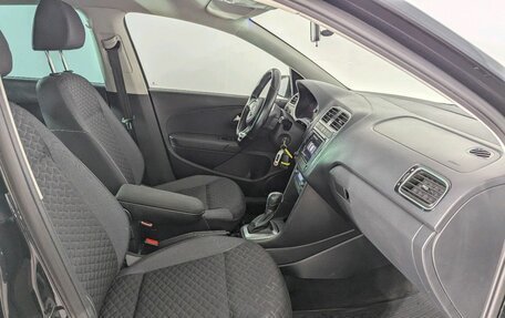 Volkswagen Polo VI (EU Market), 2018 год, 1 255 000 рублей, 13 фотография