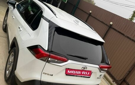 Toyota RAV4, 2020 год, 2 950 000 рублей, 9 фотография