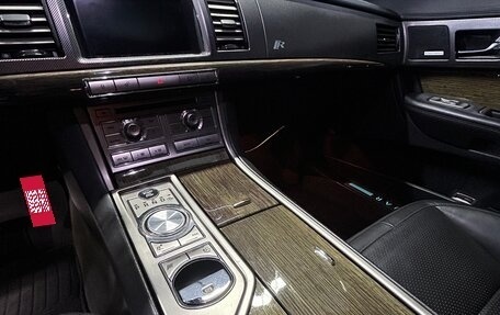 Jaguar XFR I, 2009 год, 2 700 000 рублей, 8 фотография