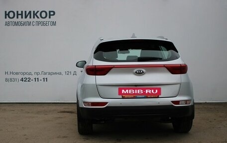 KIA Sportage IV рестайлинг, 2018 год, 2 049 000 рублей, 6 фотография