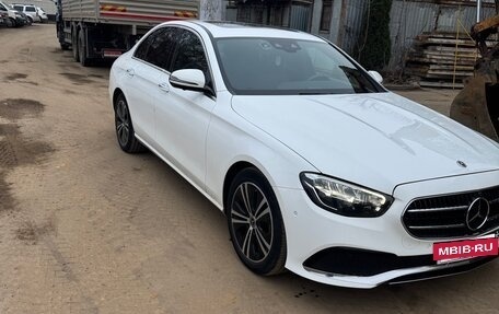 Mercedes-Benz E-Класс, 2021 год, 4 400 000 рублей, 7 фотография