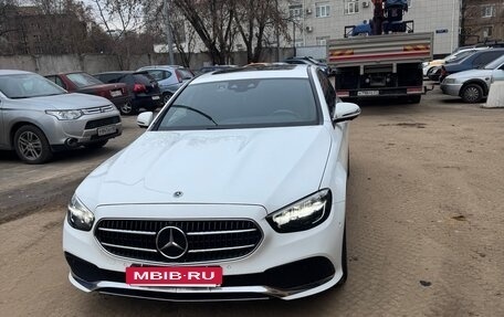 Mercedes-Benz E-Класс, 2021 год, 4 400 000 рублей, 8 фотография