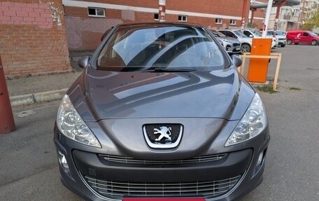 Peugeot 308 II, 2011 год, 415 000 рублей, 2 фотография
