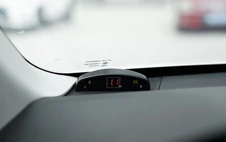 Honda Vezel, 2021 год, 1 915 000 рублей, 14 фотография