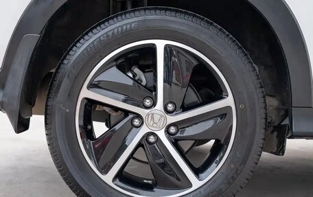 Honda Vezel, 2021 год, 1 915 000 рублей, 10 фотография