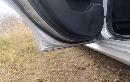 Nissan Tiida, 2010 год, 450 000 рублей, 8 фотография