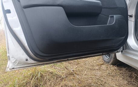 Nissan Tiida, 2010 год, 450 000 рублей, 10 фотография