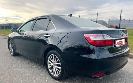 Toyota Camry, 2016 год, 1 999 000 рублей, 4 фотография