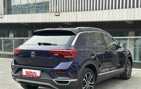 Volkswagen T-Roc I, 2022 год, 1 875 697 рублей, 4 фотография