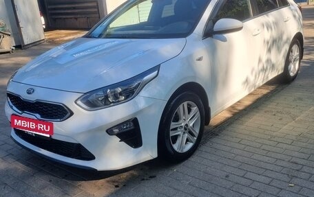 KIA cee'd III, 2021 год, 1 870 000 рублей, 2 фотография