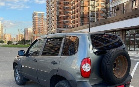 Chevrolet Niva I рестайлинг, 2013 год, 520 000 рублей, 3 фотография
