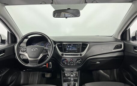 Hyundai Solaris II рестайлинг, 2017 год, 1 210 000 рублей, 15 фотография