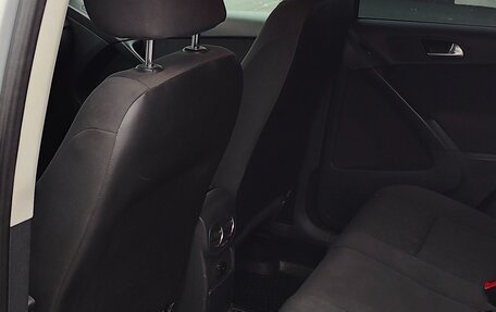 Volkswagen Tiguan I, 2011 год, 1 000 000 рублей, 19 фотография